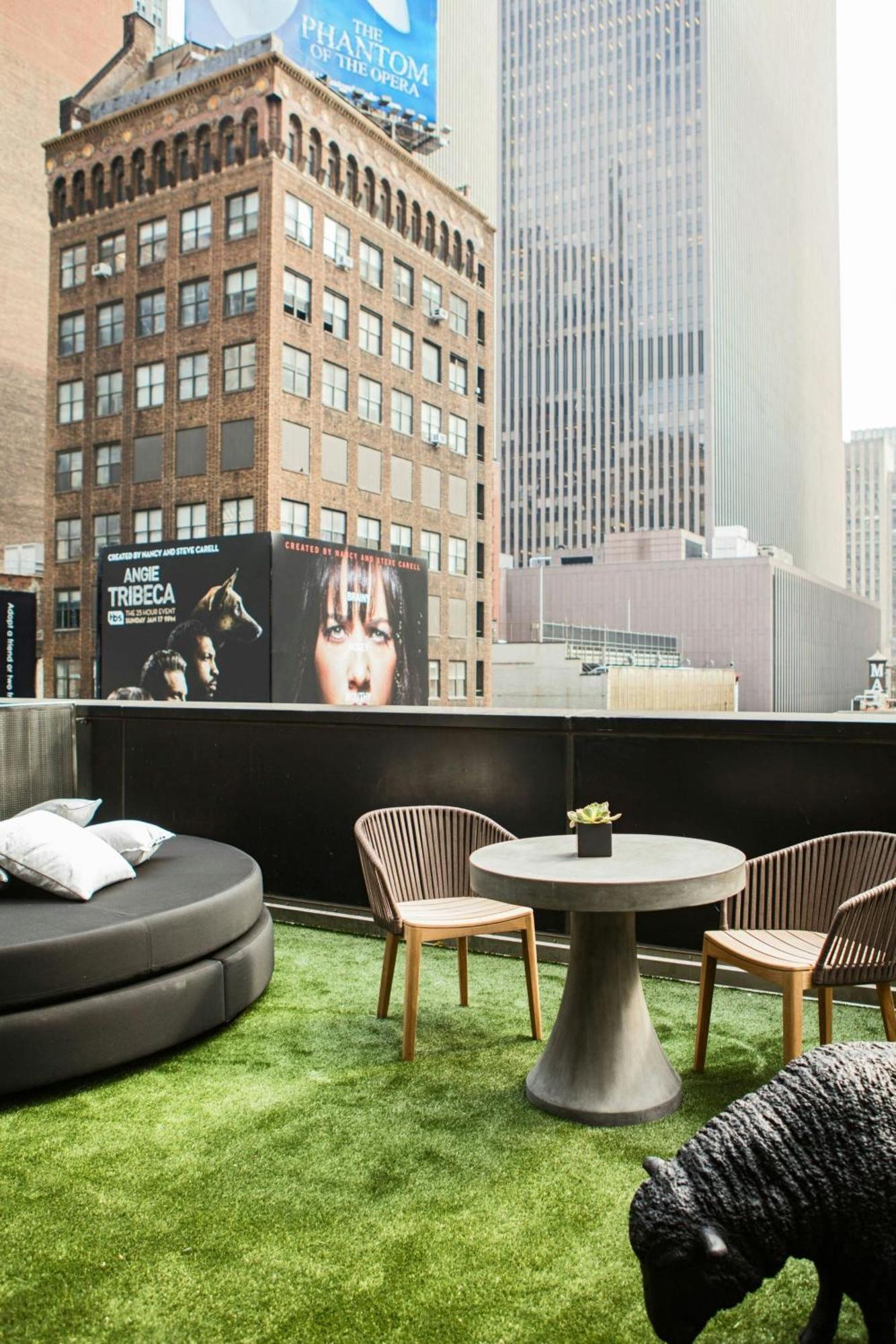 Renaissance New York Times Square By Marriott Hotel Exterior foto